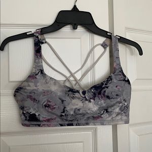 Lululemon free to be bra